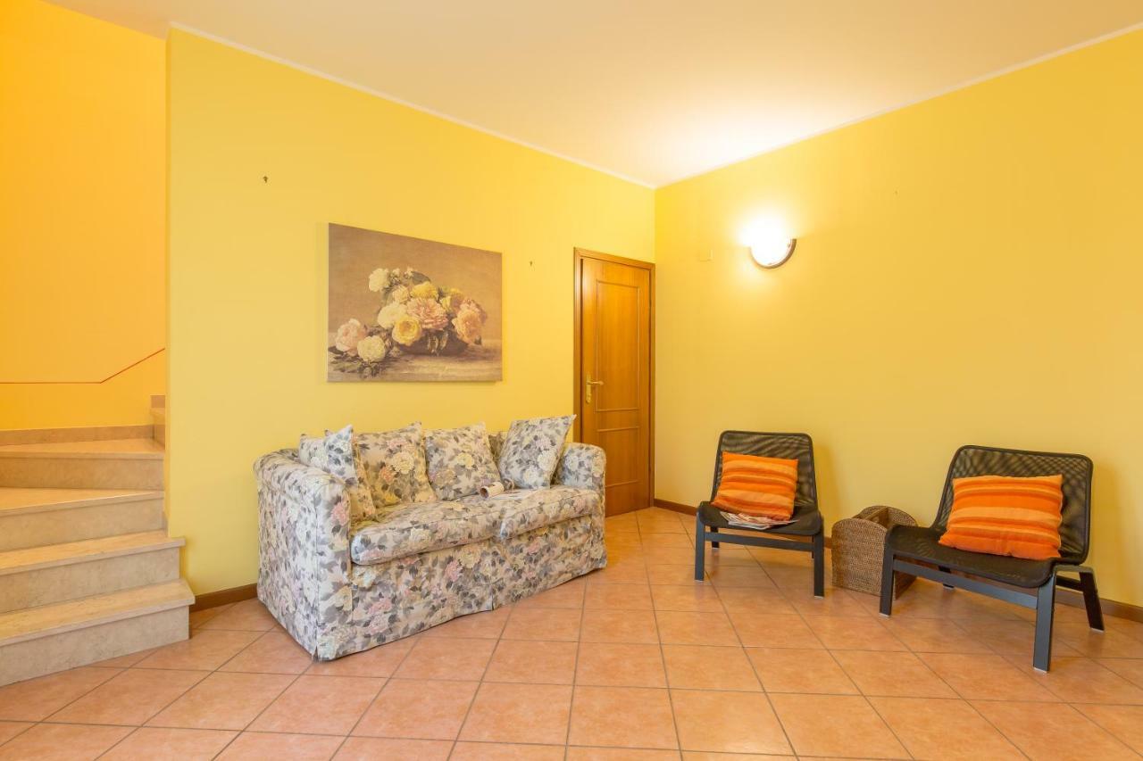 Omas Haus Vila Toscolano Maderno Exterior foto